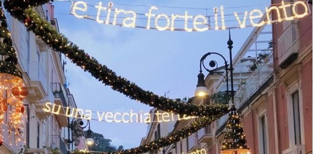 Presepi di Napoli, Costiera Sorrentina & Luminarie di Gaeta